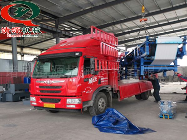 真空帶式過濾機(jī)發(fā)貨現(xiàn)場.jpg